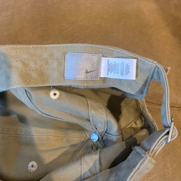 Nike Tan Hat - Picture 3 of 3